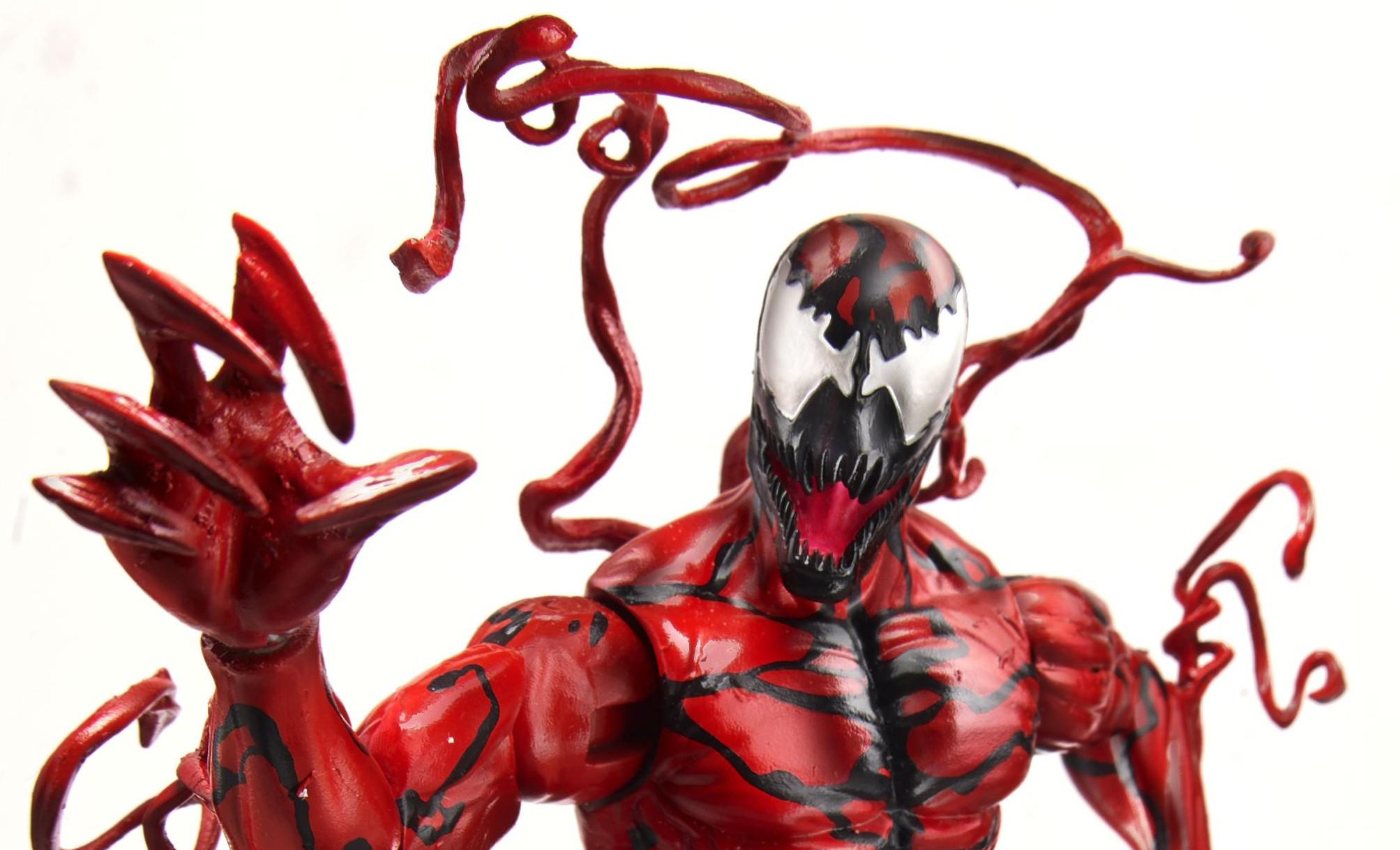 Alil’s Toy Attic: Marvel Legends Infinite Series Carnage Review