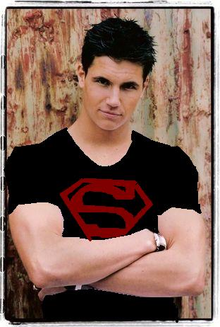 Robbie Amell is playing WHO in the Flash series?